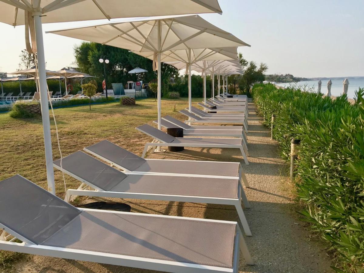 Kassandra Mare Hotel Неа-Потідея Екстер'єр фото