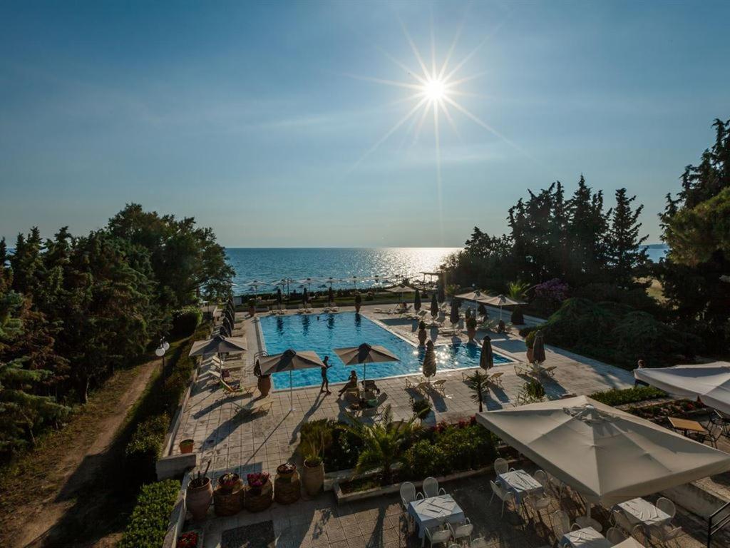 Kassandra Mare Hotel Неа-Потідея Екстер'єр фото