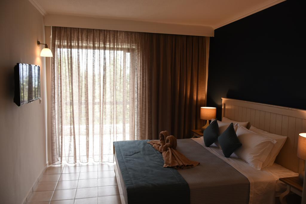 Kassandra Mare Hotel Неа-Потідея Екстер'єр фото